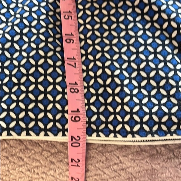 Blue and White Wrap Skort With Pocket for Casual Wear EUC - Picture 6 of 8